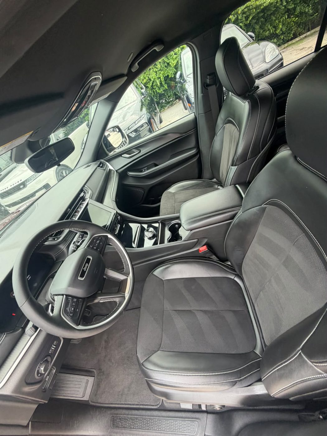 Interior Detailing by KARZ